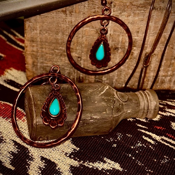 ⚙️3For$30⚙️ NEW copper toned turquoise double dangle earrings - Picture 2 of 2